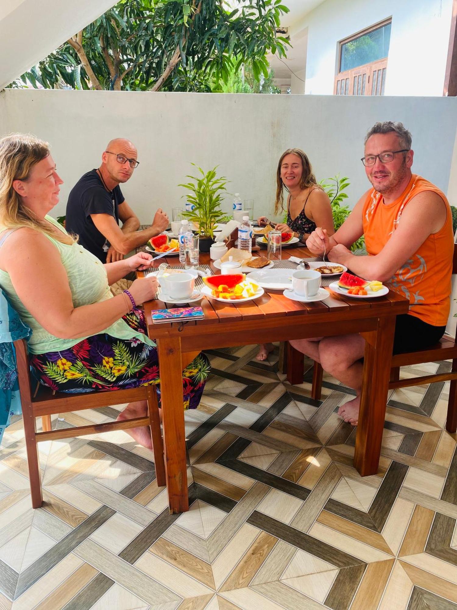 Mario Family Villa And Restaurant Negombo Kültér fotó